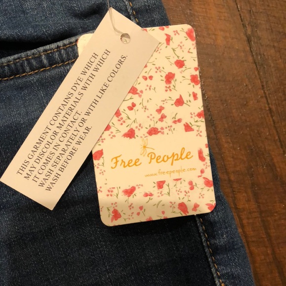 Free People Jeans NWT - Picture 3 of 5